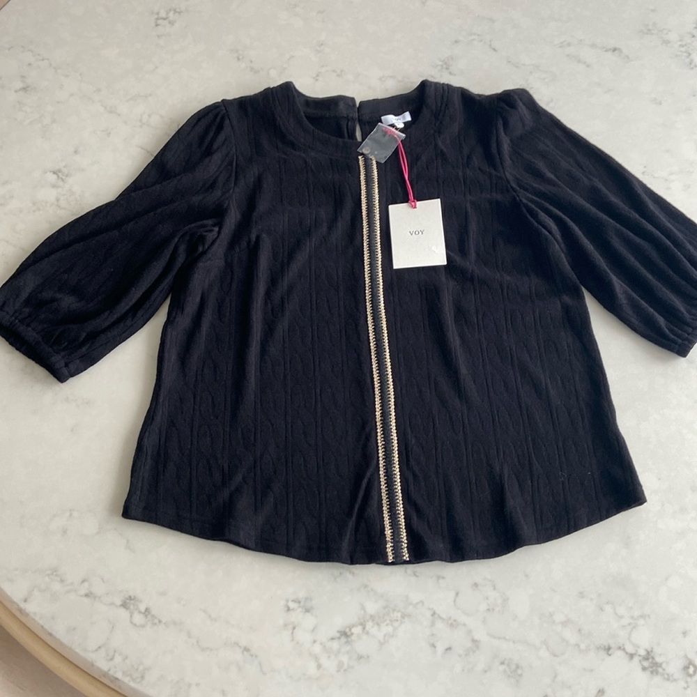 New with tags knit top, size Large